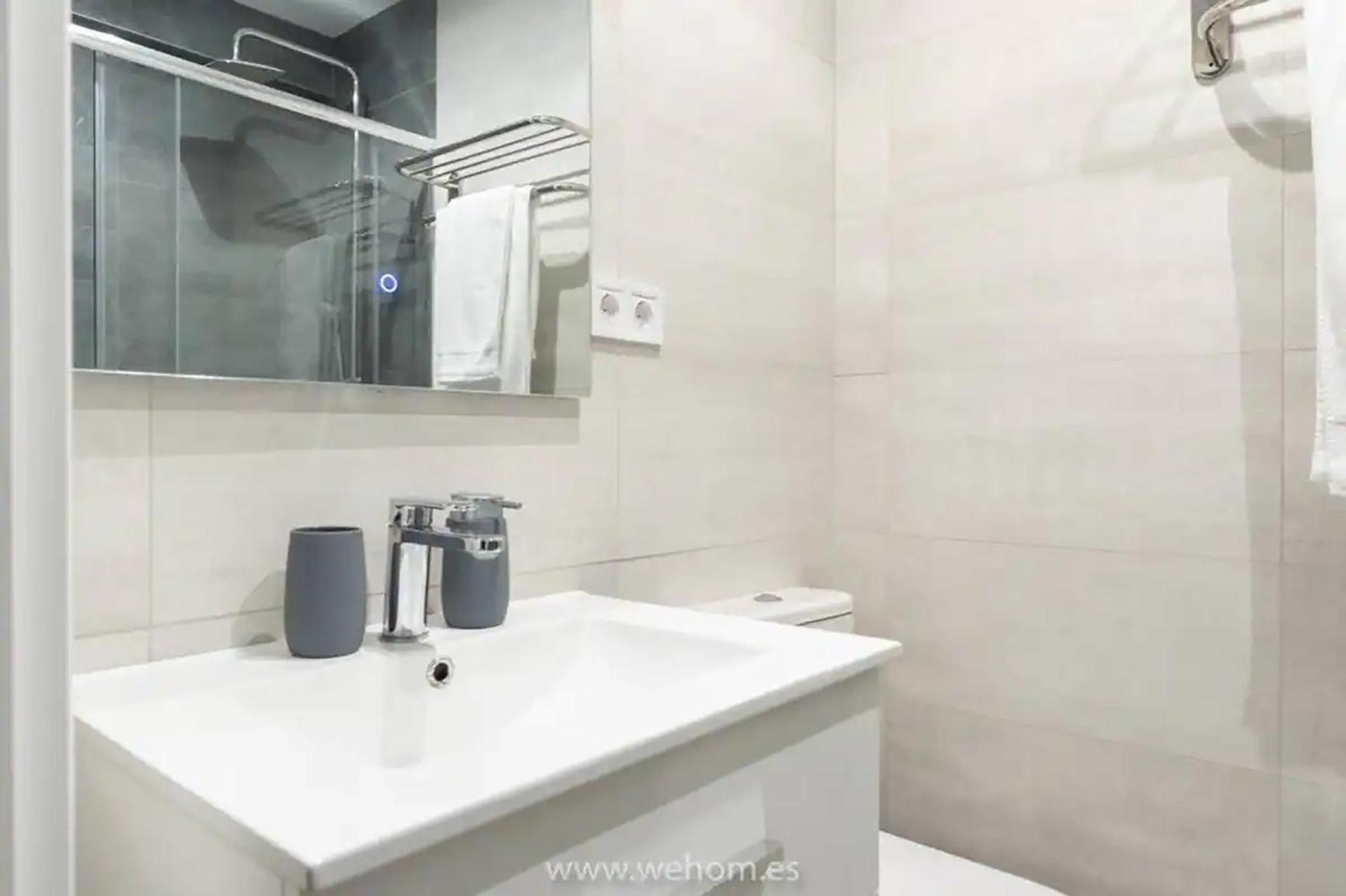 Moderno Y Comodo Apartamento En Calle Vargas Santander Esterno foto